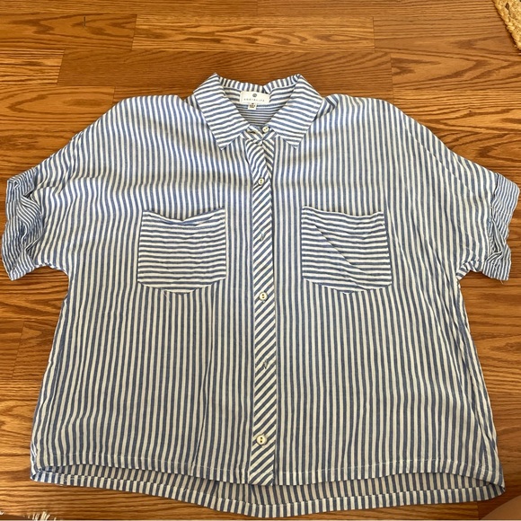 Boxy striped button down - Picture 3 of 5